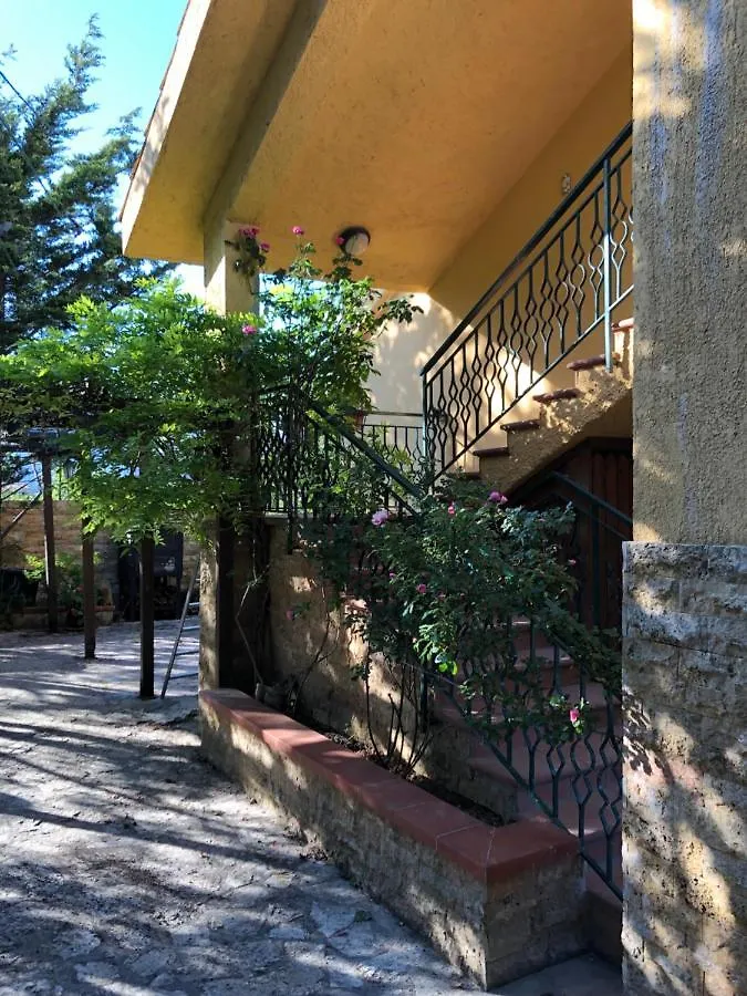 Holiday home Il Tuo Angolo Di Paradiso Monreale Italy